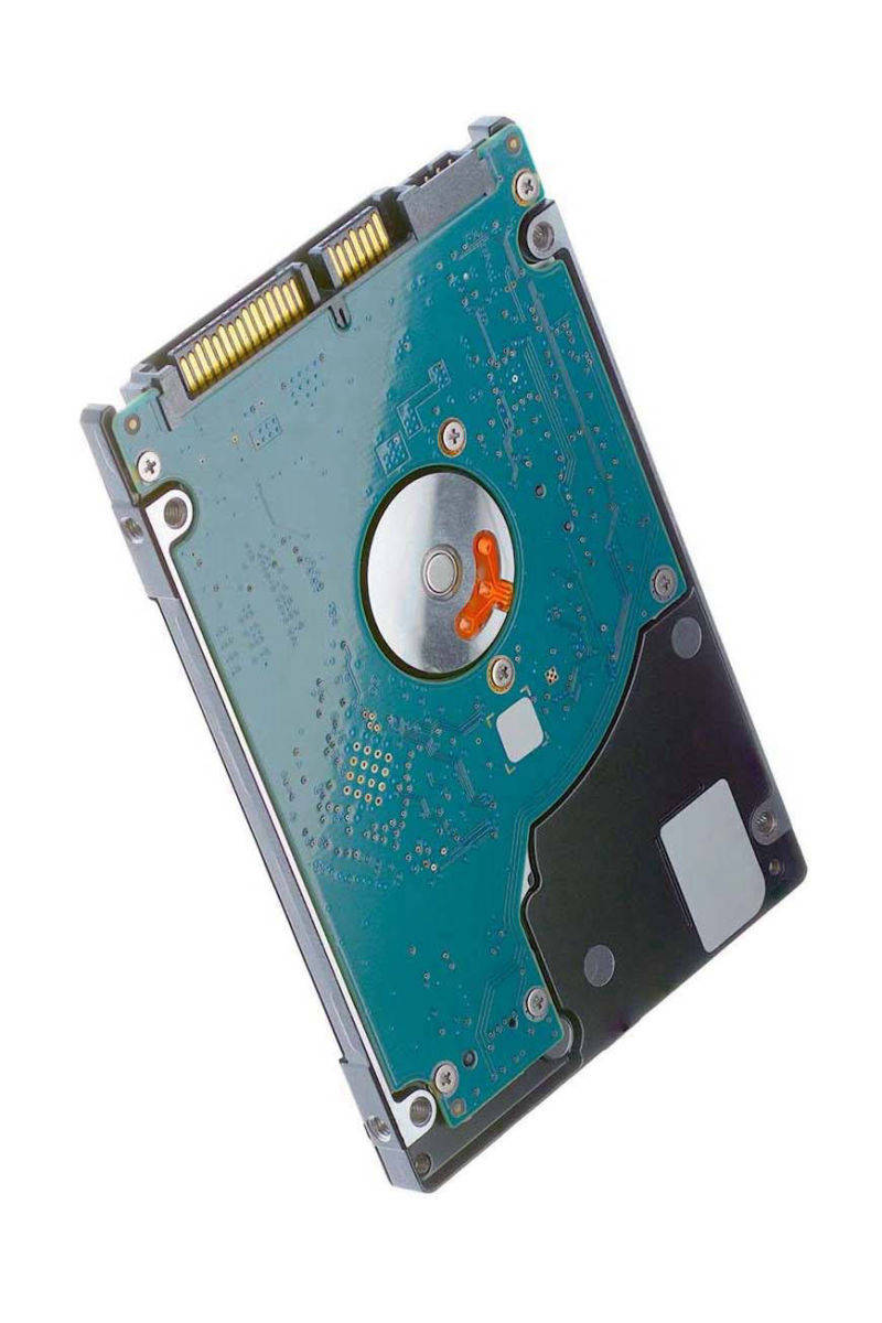 Жёсткий диск компьютера с обтравкой контура